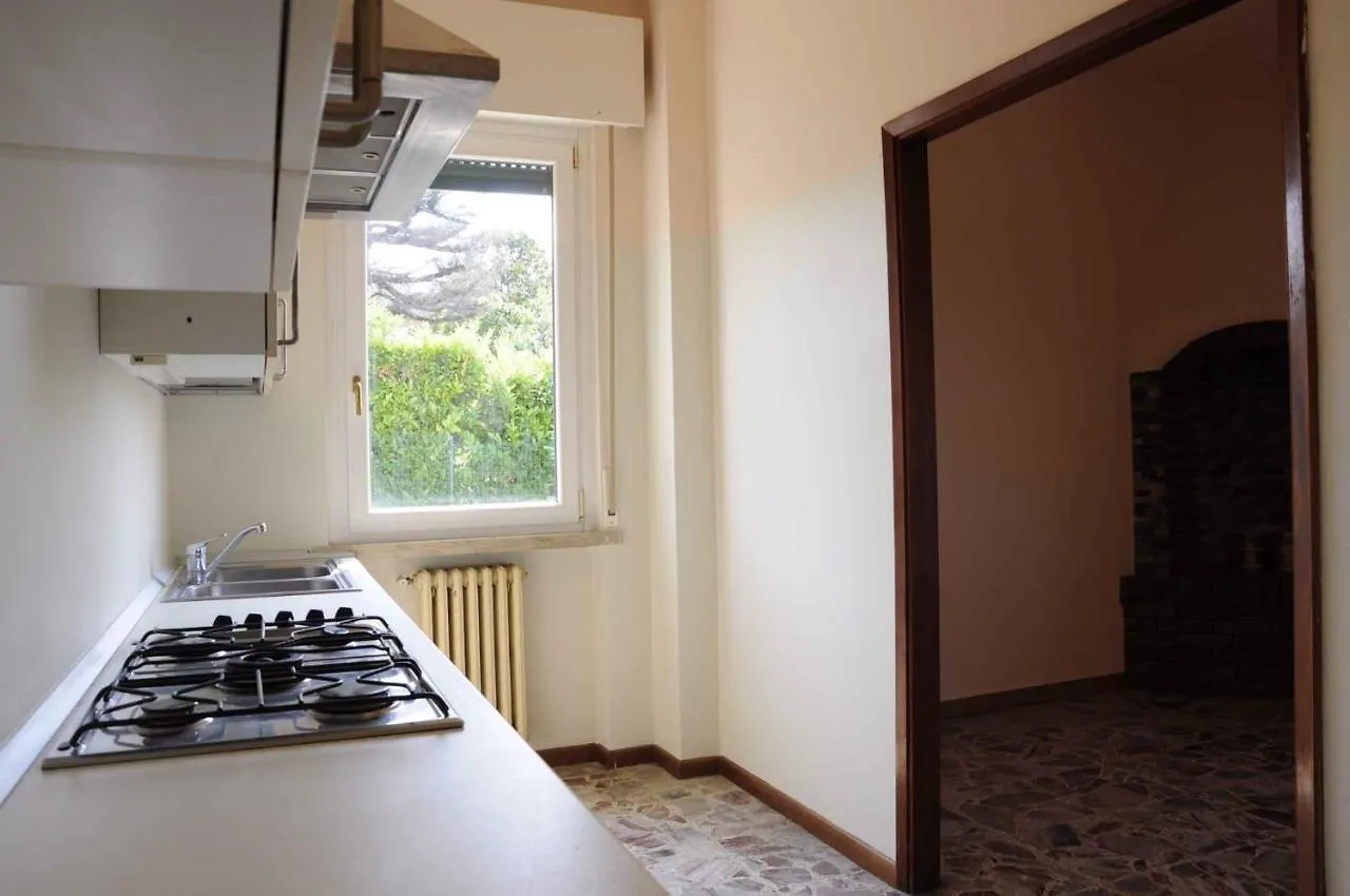 Apartment In Lazise - Gardasee 41952 Italy